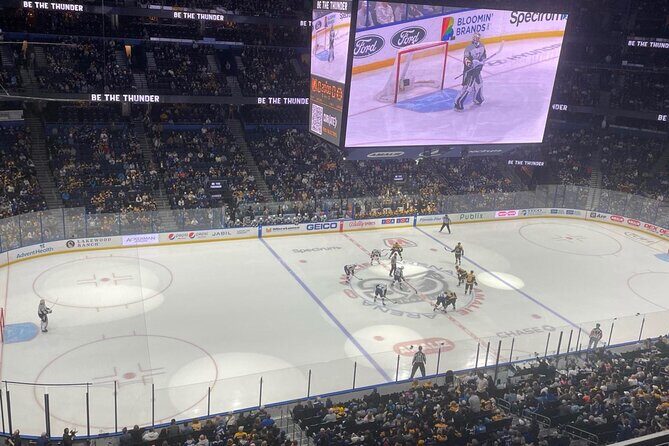 Tampa Bay Lightning Ice Hockey Game at Amalie Arena - What Makes the Tampa Bay Lightning Experience Unique?