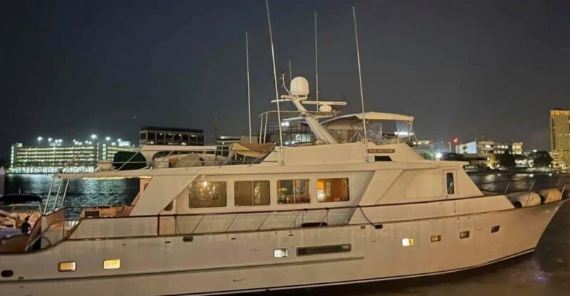 Tampa Bay: Luxury Yacht Charter Experience - The Sum Up