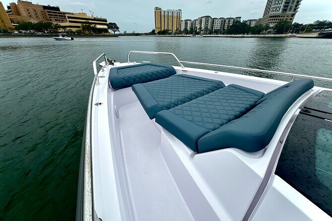 Tampa Luxury Private Charter Rental: 38' Boat Rental with Captain - FAQ