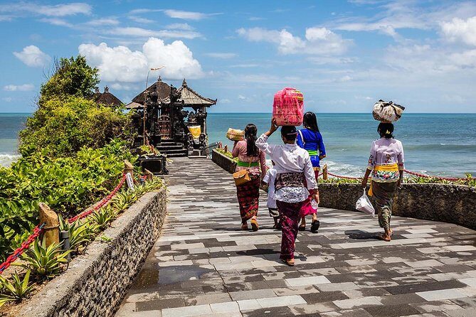 Tanah Lot Bali Temple Sunset Small Group Tour  Half Day - Exploring the Itinerary in Detail