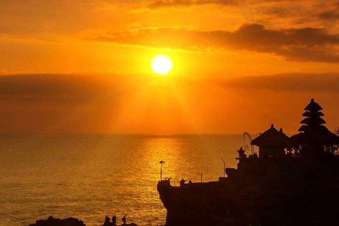 Tanah Lot Temple and Uluwatu Temple Tour with Shopping - A Deep Dive into the Tour Experience