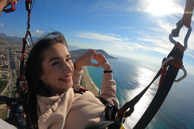 Tandem Paragliding in Alanya with Professional Licensed Pilots - Considerations and Potential Drawbacks