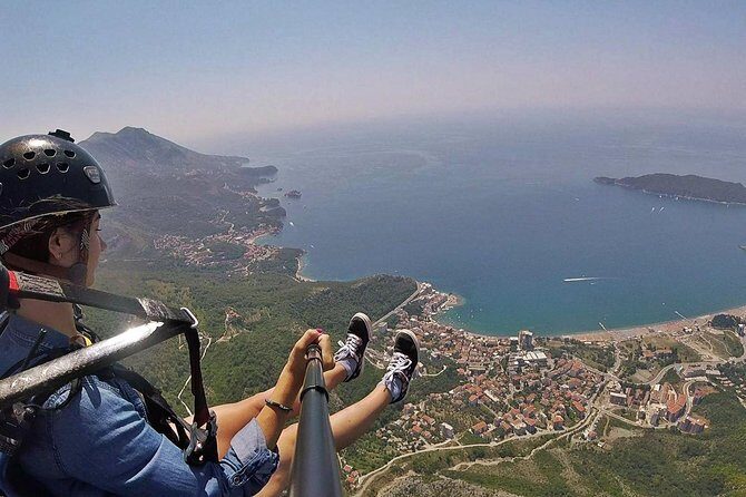 Tandem paragliding in Budva - The Experience of Tandem Paragliding in Budva
