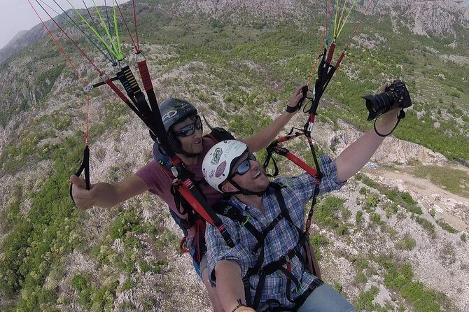 Tandem paragliding in Budva - Practical Details and Value