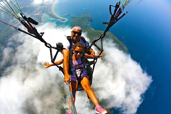 Tandem Paragliding in Ölüdeniz, Fethiye, Turkey - An In-Depth Look at the Tandem Paragliding Experience