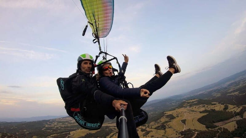 Tandem Paragliding over Barcelona + Transport - Key Points