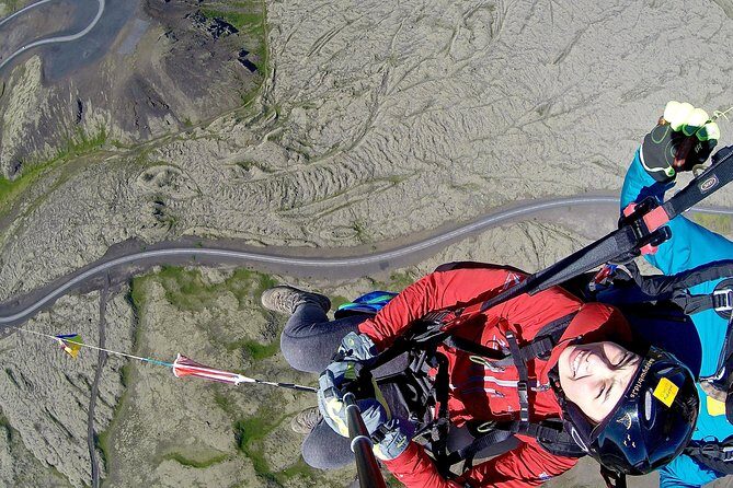 Tandem Paragliding over the Rugged Lava Fields at Blue Mountains - Practical Tips for Future Flyers