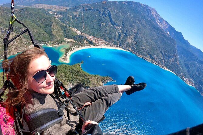 Tandem Paragliding with Professionals in Fethiye, Oludeniz - An Honest Look at the Paragliding Tour in Oludeniz