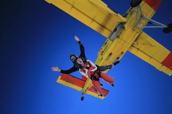 Tandem Skydive 10,000ft from Franz Josef - Who Should Book This Tour?