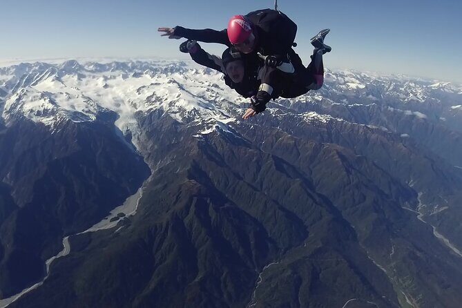 Tandem Skydive 18,000ft from Franz Josef - FAQ