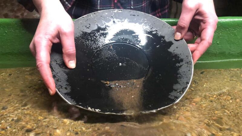 Tankavaara: Gold Museum Entry, Tour, and Gold Panning - A Detailed Look at the Gold Museum Experience