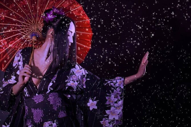 Tantra Tokyo Burlesque Show Club - Introduction