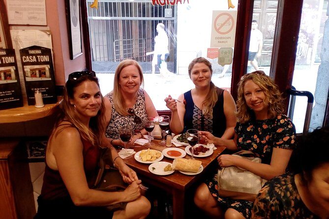 Tapas and history tour ending with churros with chocolate - A Deep Dive into the Madrid Tapas Experience