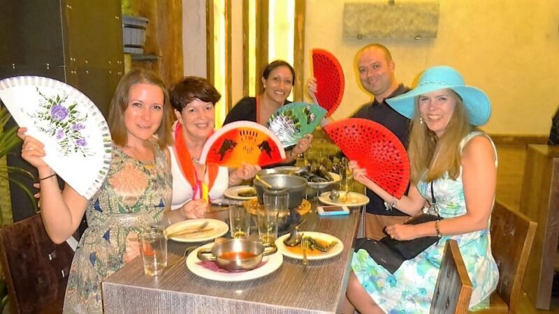 Tapas Crawl in Madrid Historical Quarter for Lunch or Dinner - Key Points