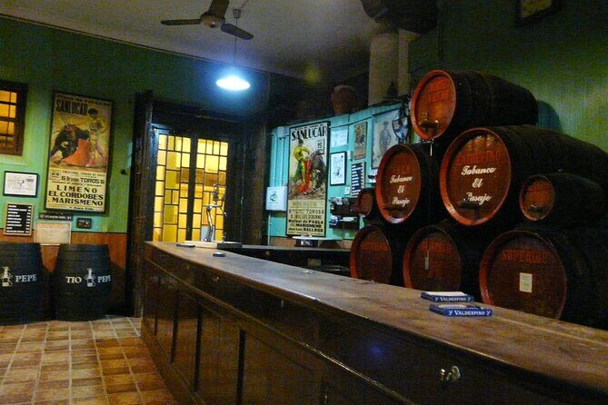 Tapas Food Tour in Jerez de la Frontera - Starting Off at Plaza del Arenal