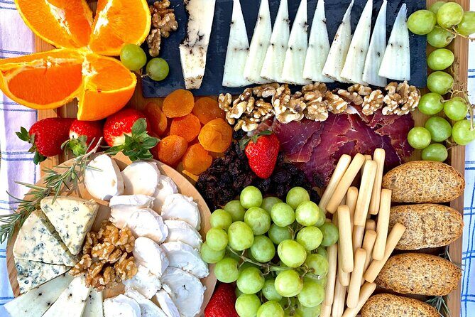 Tapas in the vineyards - An In-Depth Look at the Tour