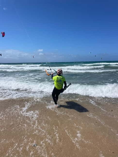 Tarifa: Kitesurfing Group Lesson - An In-Depth Look at the Kitesurfing Group Lesson in Tarifa