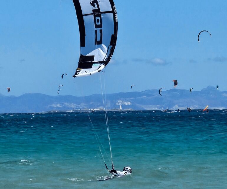Tarifa: Private Kitesurfing Lessons - The Sum Up