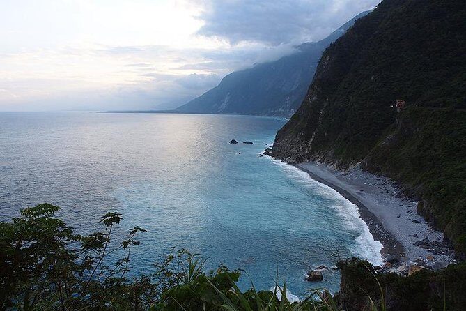 Taroko From Taipei In A Day by Train - Who Will Love This Tour?