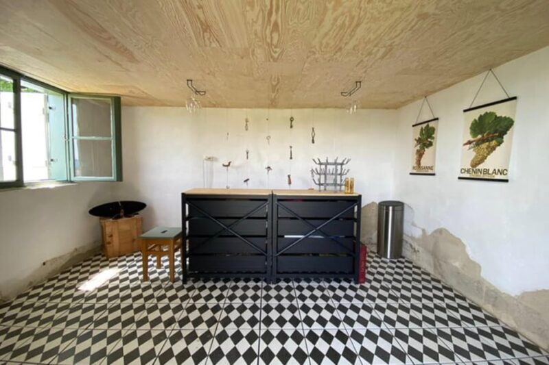 Taste and Tour Small Organic Wineries with a Winemaker - FAQ