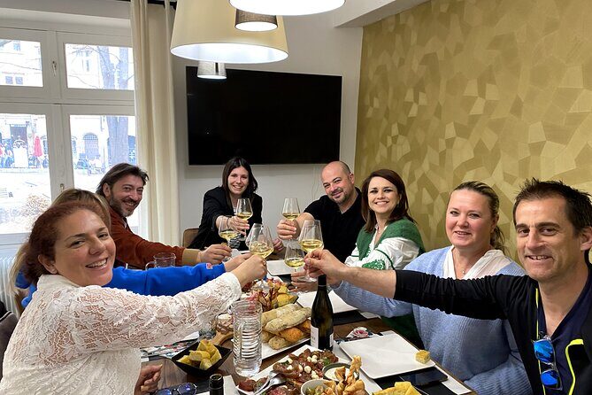 Taste Lyons Local Wines & Explore Hidden Traboules - Exploring Lyon’s Hidden Traboules and Local Wines