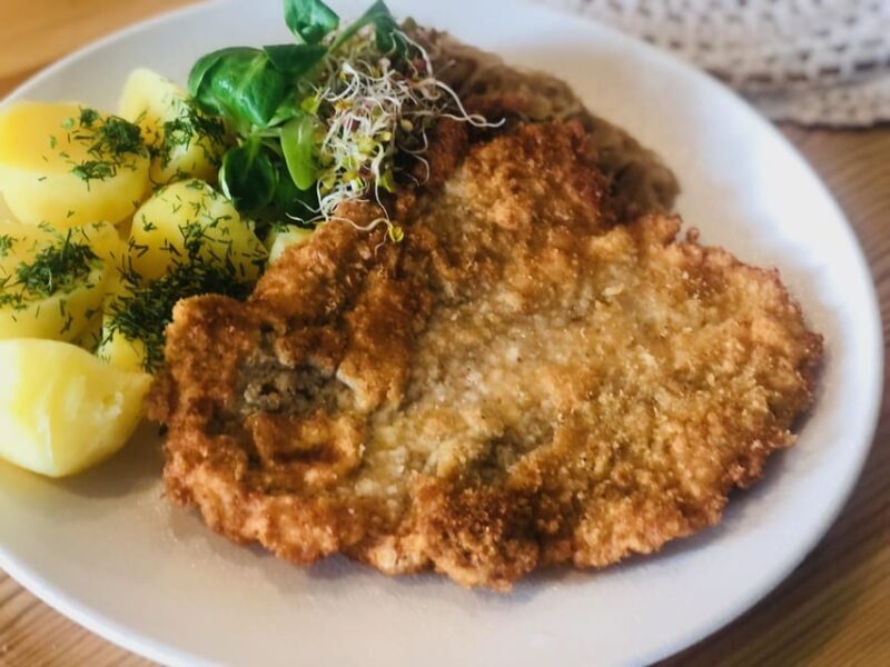 Taste of Poland - Old Town food tour and guided walk in one - Exploring Warsaw’s Flavors and Streets