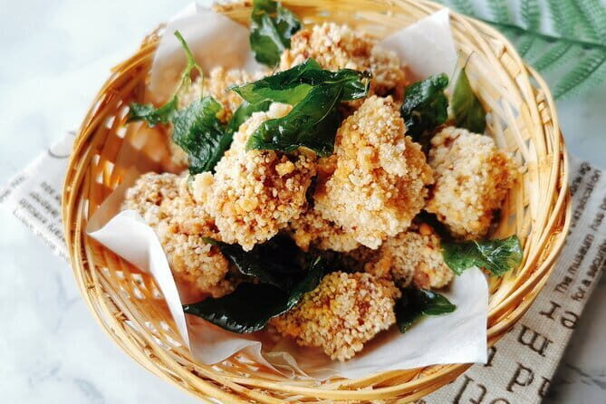 Taste Taipei: Private 6H Food Tour from Keelung Shore Excursion - Longshan Temple
