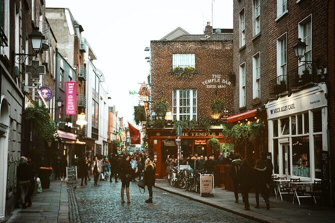 Taste traditional Irish food in the heart of Dublin - An In-Depth Look at the Experience