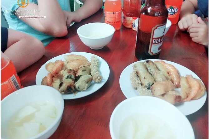 Tasting 8 Different Hanoi Street Foods at Noon Time - Key Points