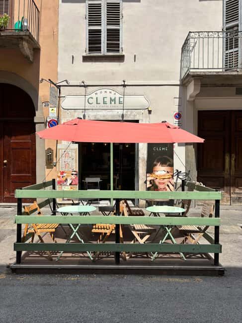 Tasting of Calabrian Friselle, historic pizzas, and Italian wines in Turin - Key Points