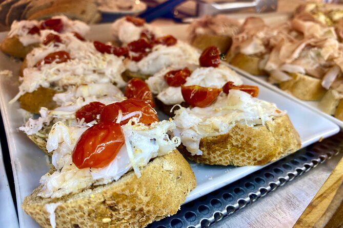 Tasty Street Food Tour of Venice City Center with Cicchetti & Local Specialties - What Sets This Tour Apart?
