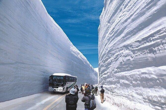 Tateyama Kurobe Snow Otani Walk! Hida Takayama & Shirakawago - Getting Started: What to Expect from the Tour