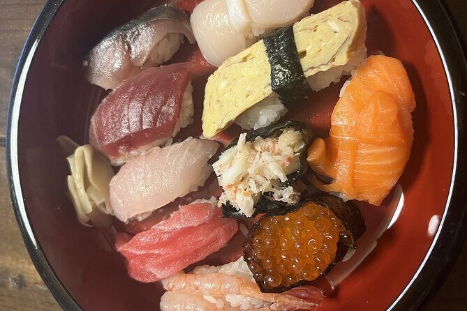Taught by a professional! Making sushi with Hakodate's Fresh Fish - Who Will Love This Tour?