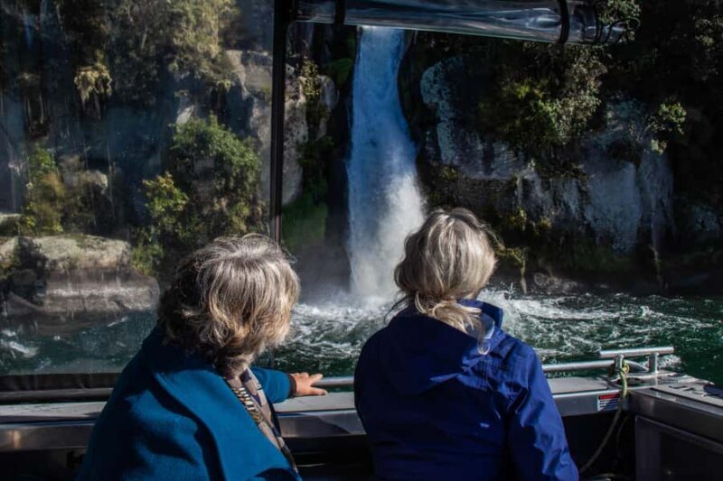 Taupo: Lake Taupo Western Bays Catamaran Tour with Bush Walk - The Experience: What You Can Expect
