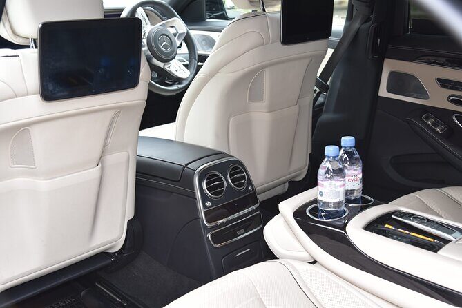 Taxi Heathrow Airport To or From London (standard car) - A Detailed Look at the Heathrow to London Transfer Experience