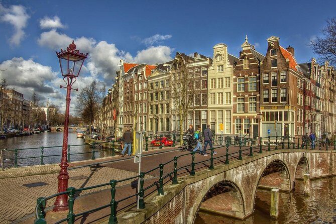 Taxi Transfer from cruise port terminal in Amsterdam to hotel in Amsterdam - Considerations Before Booking