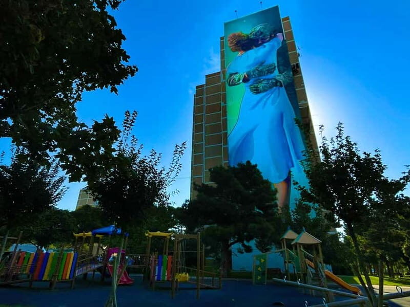 Tbilisi: 100+ Graffiti & Murals, Street Art Guided Tour - A Closer Look at the Tour Experience