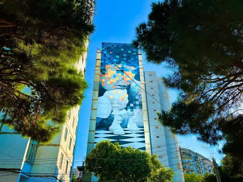 Tbilisi: 100+ Graffiti & Murals, Street Art Guided Tour - Who Should Consider This Tour?