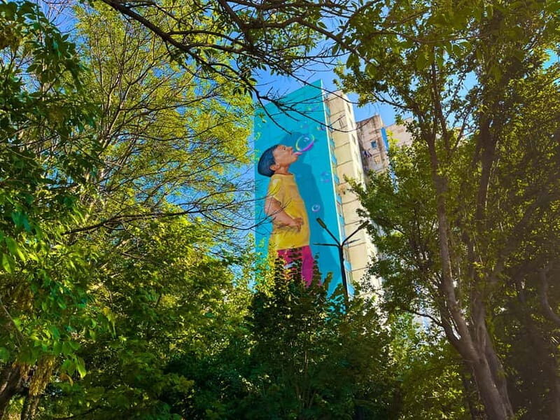 Tbilisi: 100+ Graffiti & Murals, Street Art Guided Tour - The Sum Up