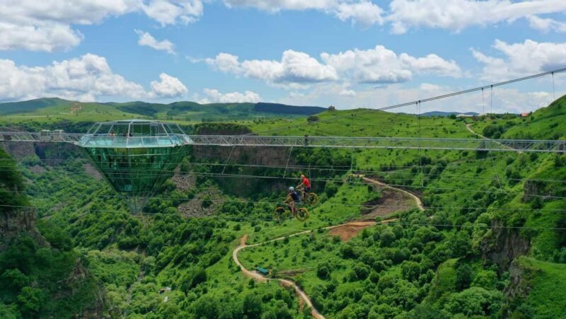 Tbilisi: 3-Day Old Town, Kakheti, and Dashbashi Tour - Exploring Old Tbilisi