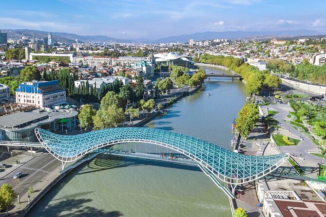 Tbilisi City Tour with Street Photography - Detailed Breakdown of the Itinerary