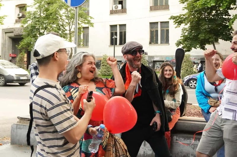 Tbilisi: Evening Walking Tour with Optional Wine & Boat Ride - The Guides: Why They Make the Difference