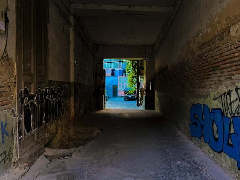 Tbilisi: Hidden Backyards Guided Tour - Key Points