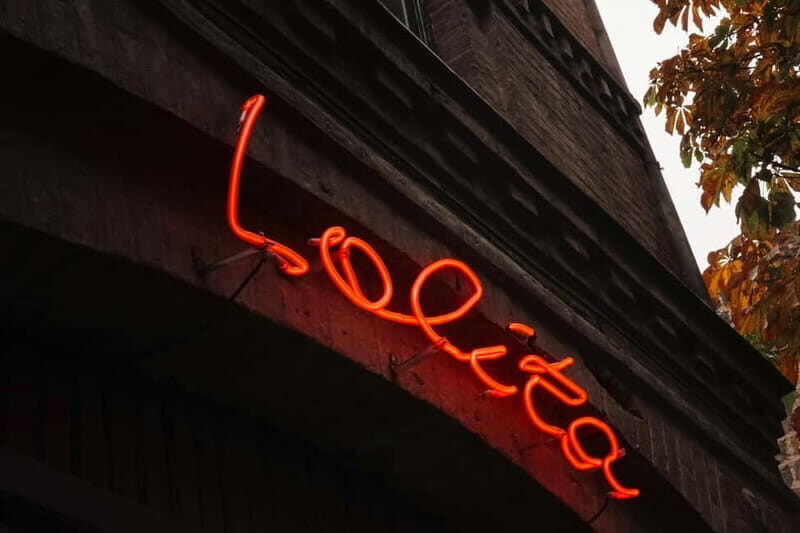 Tbilisi: Nightlife Highlights Tour with Welcome Drinks - Key Points