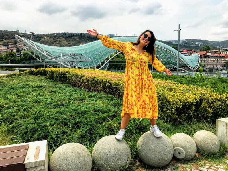 Tbilisi: Old Town Walking Tour - Must-See Attractions - An Honest Look at the Tbilisi Old Town Walking Tour