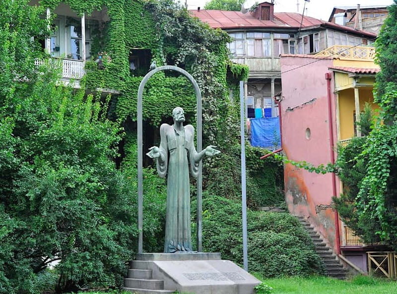 Tbilisi: Old&New City Guided Tour w/ 13 Tastings & Cable car - FAQ