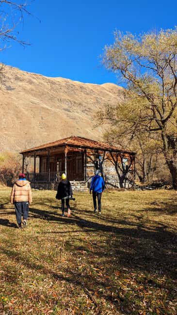 Tbilisi: One day Eco tour to Kazbegi by electric car - Why This Tour Stands Out