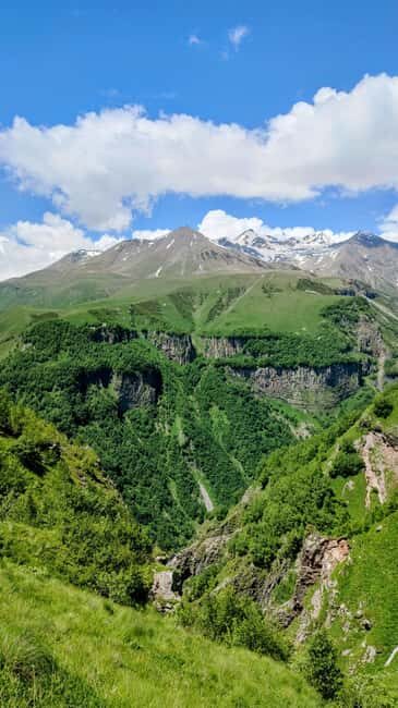 Tbilisi: One day Eco tour to Kazbegi by electric car - FAQ