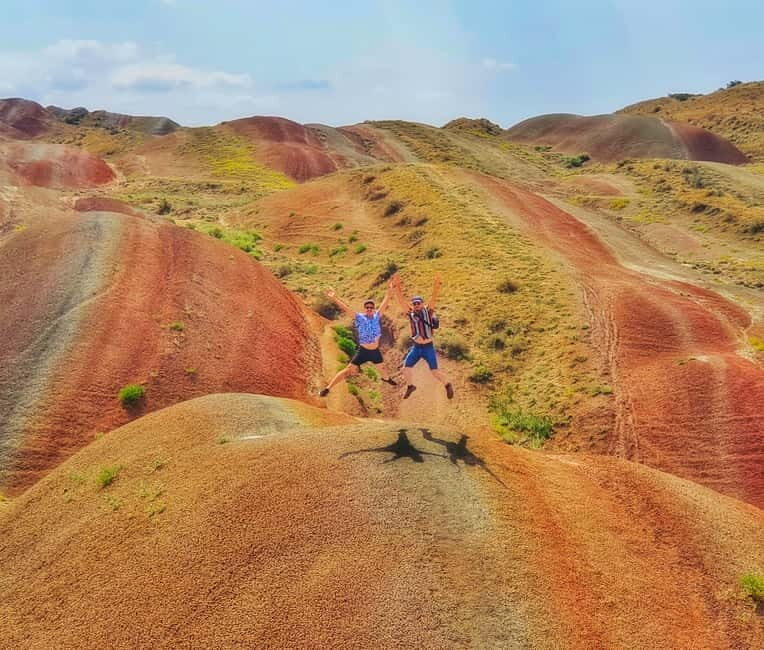 Tbilisi: Real Adventure  Gareja & Rainbow Desert 4x4 + Hike - The Off-Road Adventure and Group Dynamics
