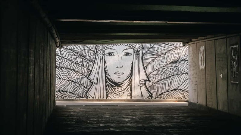 Tbilisi: Street Art and Graffiti Guided Walking Tour - What to Expect in Terms of Group Size and Duration